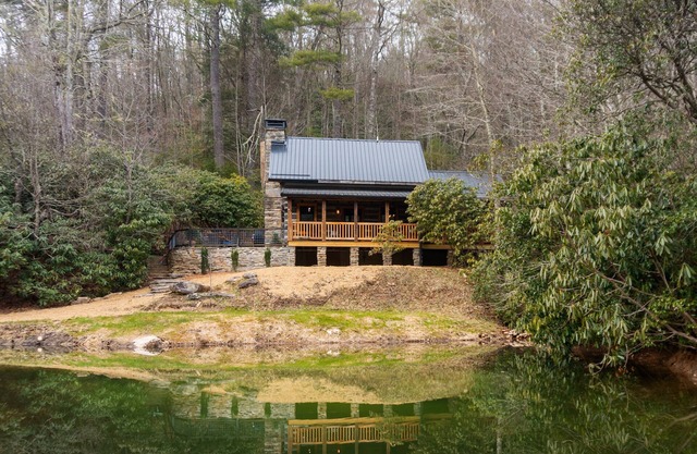 The Kingfisher: Flat Mountain Farm