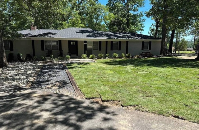 The Lakehouse at Fish & Fiddle Family Resort & Extended Stay