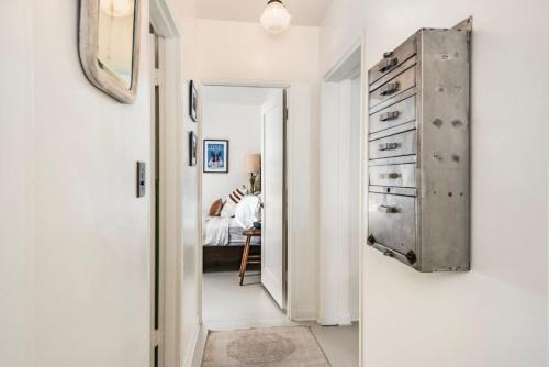 The Library Suite - The Marlowe Boutique Hotel