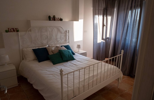 The little houses of Fra 'al Bondi' - Scirocco apartment