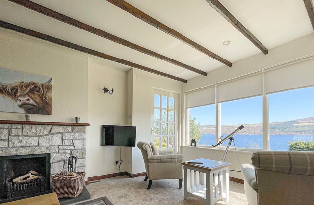 The location overlooking Loch Ness is truly outstanding.