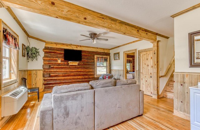The Logs Deer Room