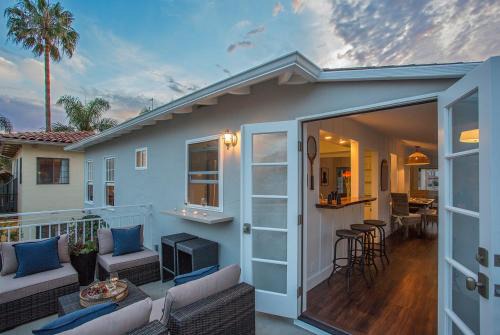 The Lookout at West Beach by Paradise Retreats