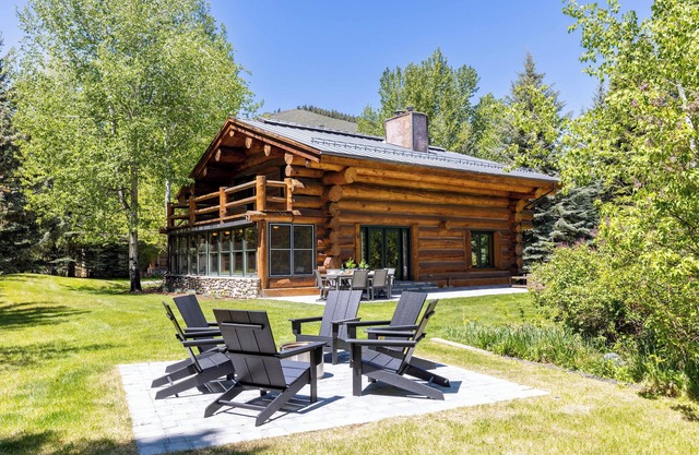 The Luxury Cabin at Comfort Circle