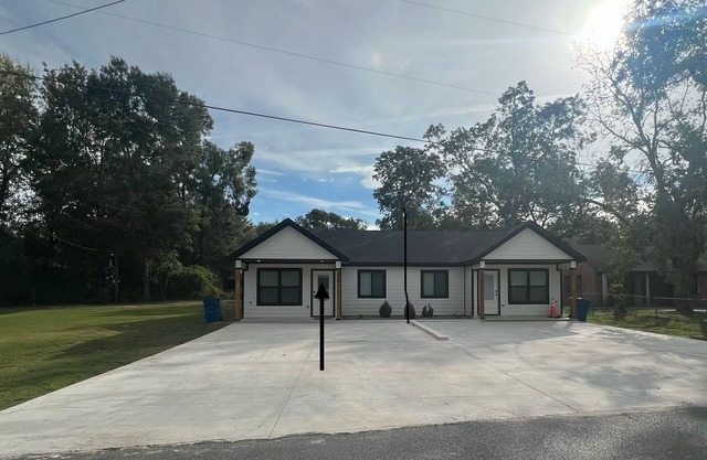 “The Magnolia Inn” A comfortable, clean, & cozy stay