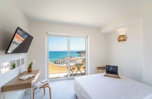 The Mana Suite Seaview Apartments