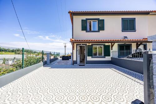 The Nature Nest by YOUR KEY MADEIRA
