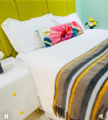 THE NIGHT Guesthouse