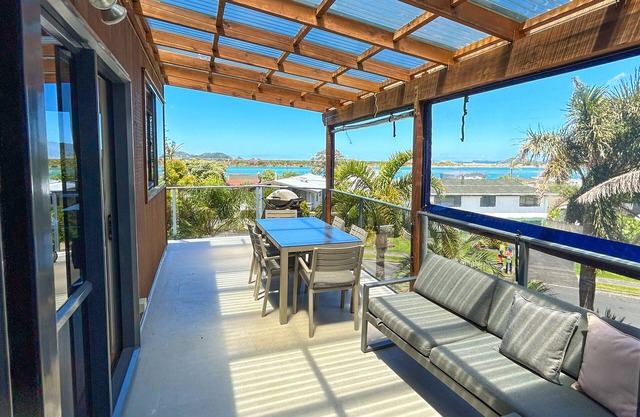 The Oasis - Holiday Home