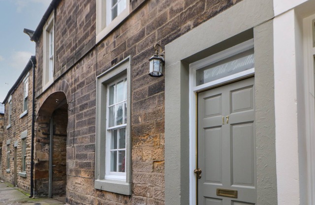 THE OLD SMITHY, pet friendly in Barnard Castle