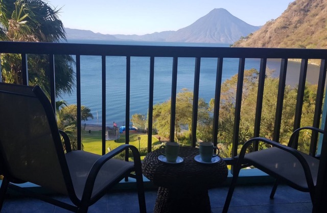 The Paradise of Atitlán Suites/Free Breakfast