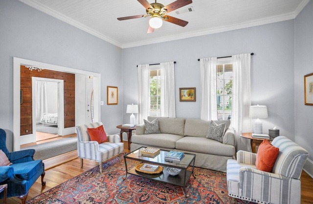 The Peabody House: Historic Charm in Brenham