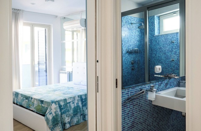 The Pearl of the West - Tradewinds