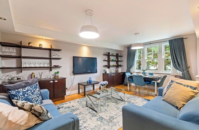 The Place: 2-Bedroom Getaway