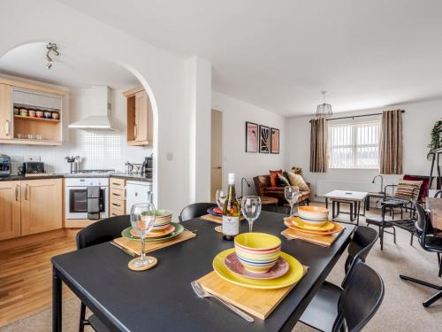 The Point, 2 Bed Flat, Parking - Pass the Keys