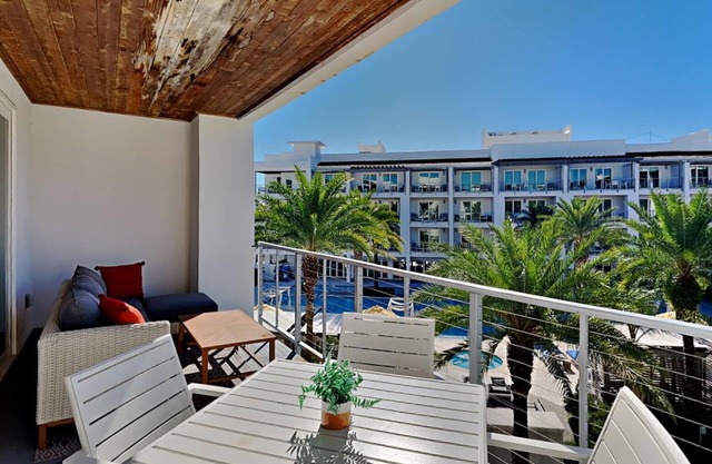 The Pointe on 30A #334 | Near Beach + 4 Bikes