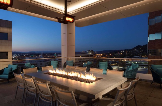 The Porter Portland, Curio Collection by Hilton