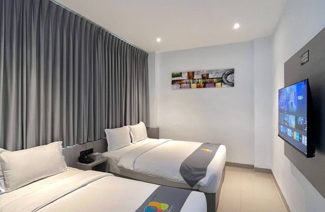 The Quadrant Hotel KNO