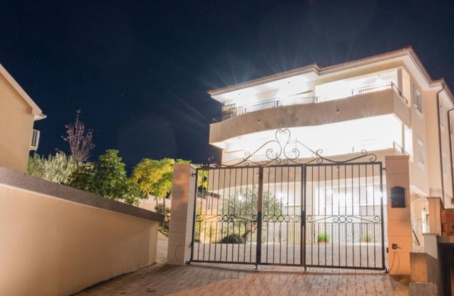 The Residence - apartment Aqua