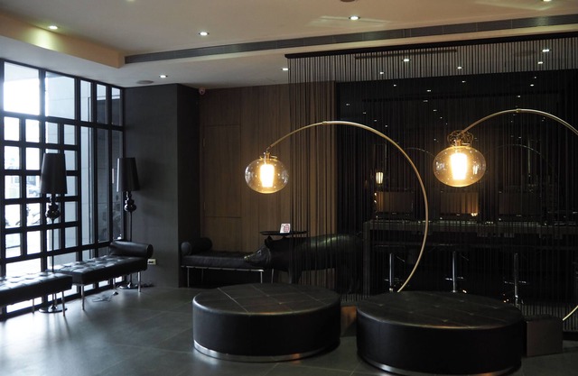 The Riverside Hotel International