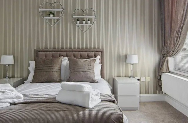 The Roost Group - 2 Bedrooms - Apartment #6