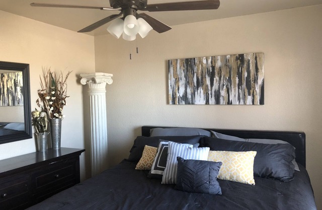 The Rustic @ Paseo de Encinal Dr # 1