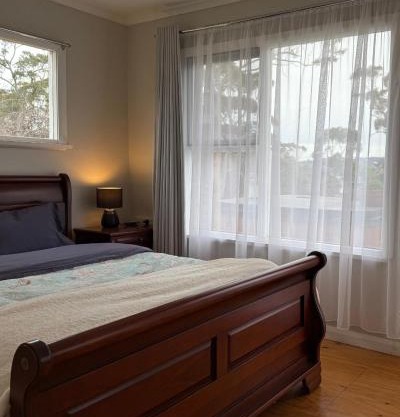 The Seaside Escape- Cozy 2BR by the sea