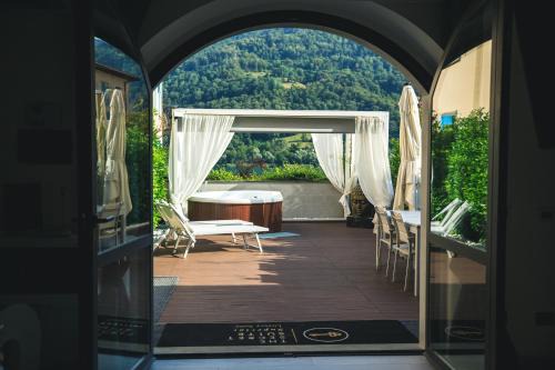 THE SECRET SUITE - SUPERIOR "Lago di Endine"