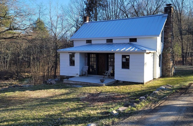 The Surveyor's House, 1820s restored farmhouse