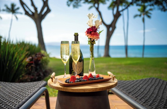 The Sweet Spot - Wailea Elua 3-Bdr/3-Bath Beachfront Paradise Townhouse #1004