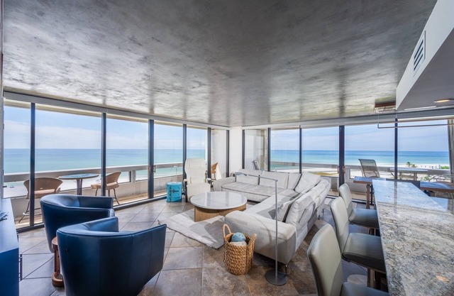 The Terrace 10-2 Gulf-Front Luxury with Iconic Views