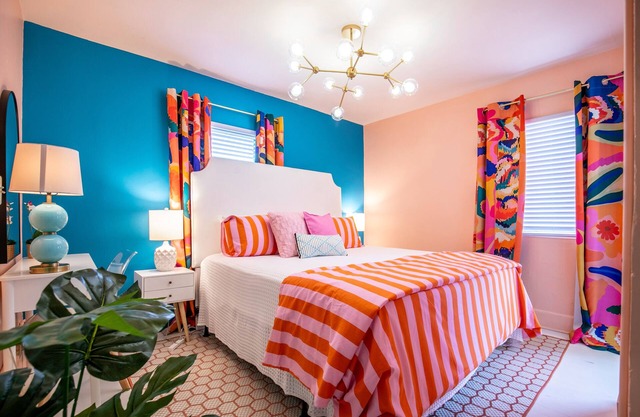 The Tropicana, Discount rate for S. Carolina game!