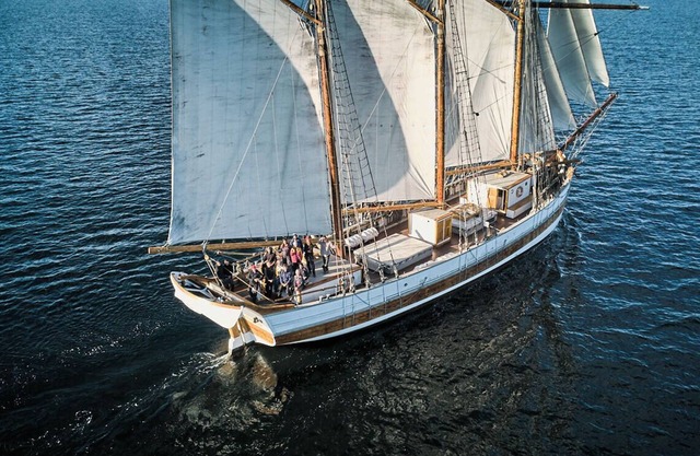 The Vega 1909 - Stay on a Historic Wooden Schooner in Amsterdam
