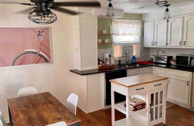 The Victory - Modern and Cozy Home in Leetsdale, PA