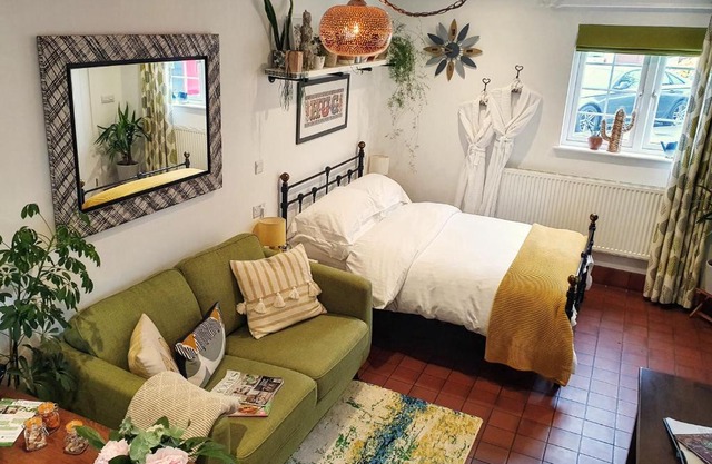 The Walnut, Meopham - a private retreat rural location