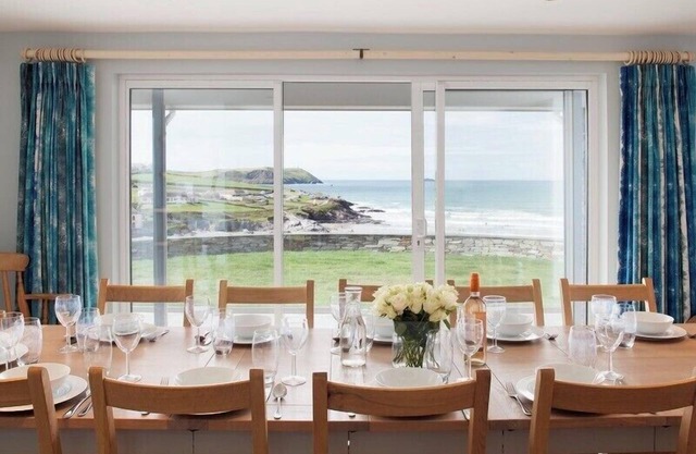 THE WHITE HOUSE, family friendly, with a garden in Polzeath