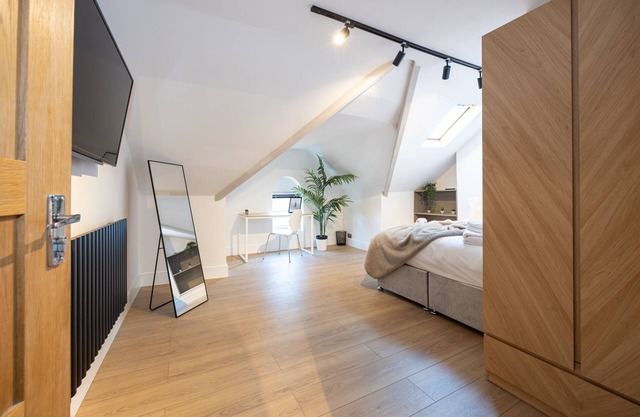 The Withington- 3 bed , close to Christie hospital and Manchester uni