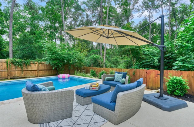 The Woodlands 4BR Forest Retreat – Pool, Spa & Nature Trails