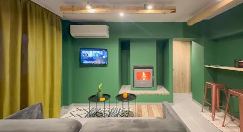 Theoni Luxury Apartment