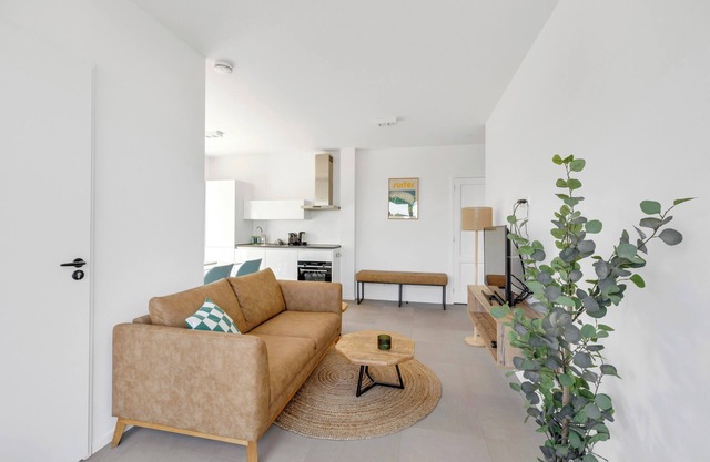 This cozy apartment for 4 people, just moments away from the Brouwersdam, the North Sea, or the Grevelingenmeer.