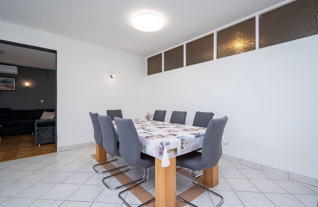 Three bedroom apartment with terrace Ljubač, Zadar (A-5831-a)