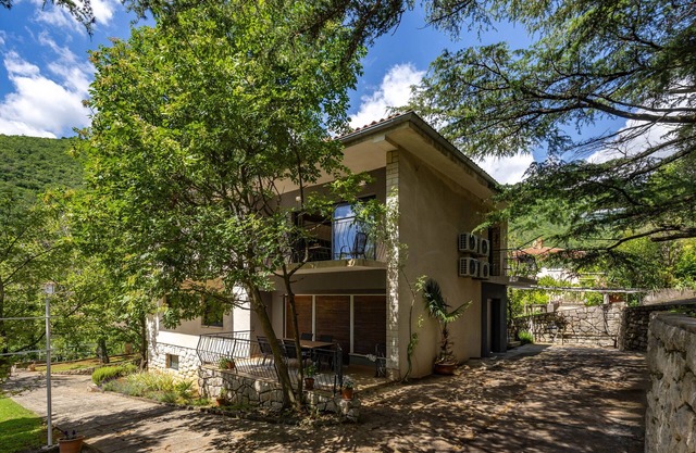 Three bedroom apartment with terrace Mošćenička Draga, Opatija (A-2346-a)