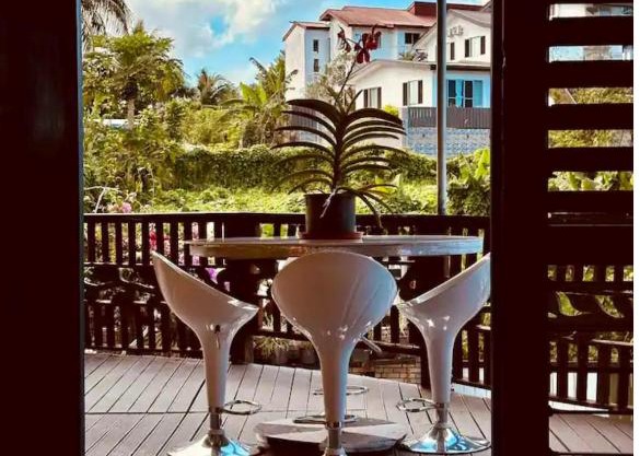 Tiares Homestay