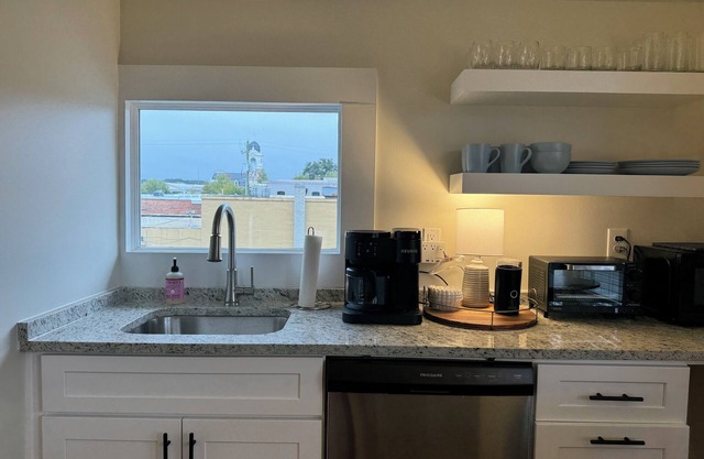 Tibbs Upstairs Apartment