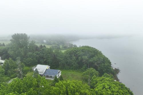 Tidal River Retreat