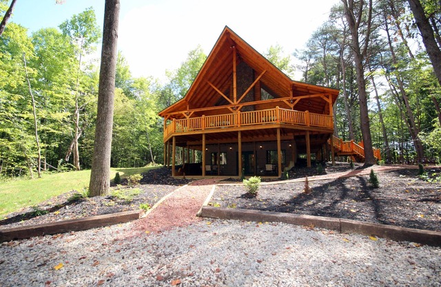 Timber Ridge Lodge - 5-BR, w/King Suite - Hocking