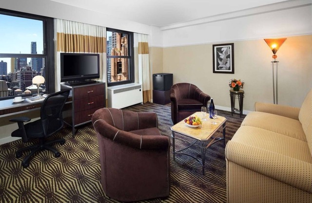 Timeless Charm in Midtown Manhattan Hotel – Near MSG and 5th Avenue