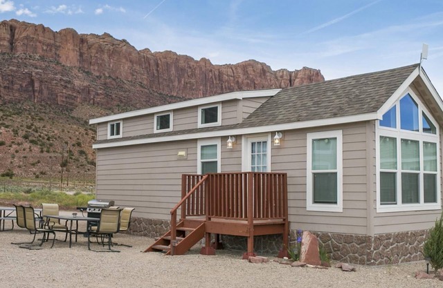 Tiny Home #7 - Tiny Home #7 FunStays Tiny Home
