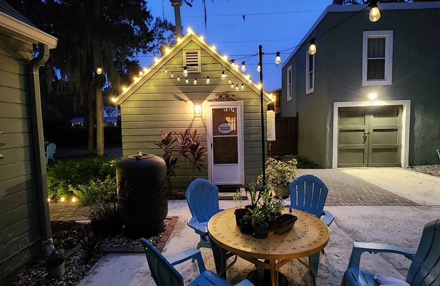 Tiny house near Downtown Sanford