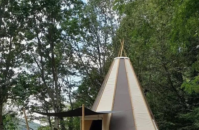 Tipi home 34m² (3 bedrooms) without sanitary facilities sleeps 5